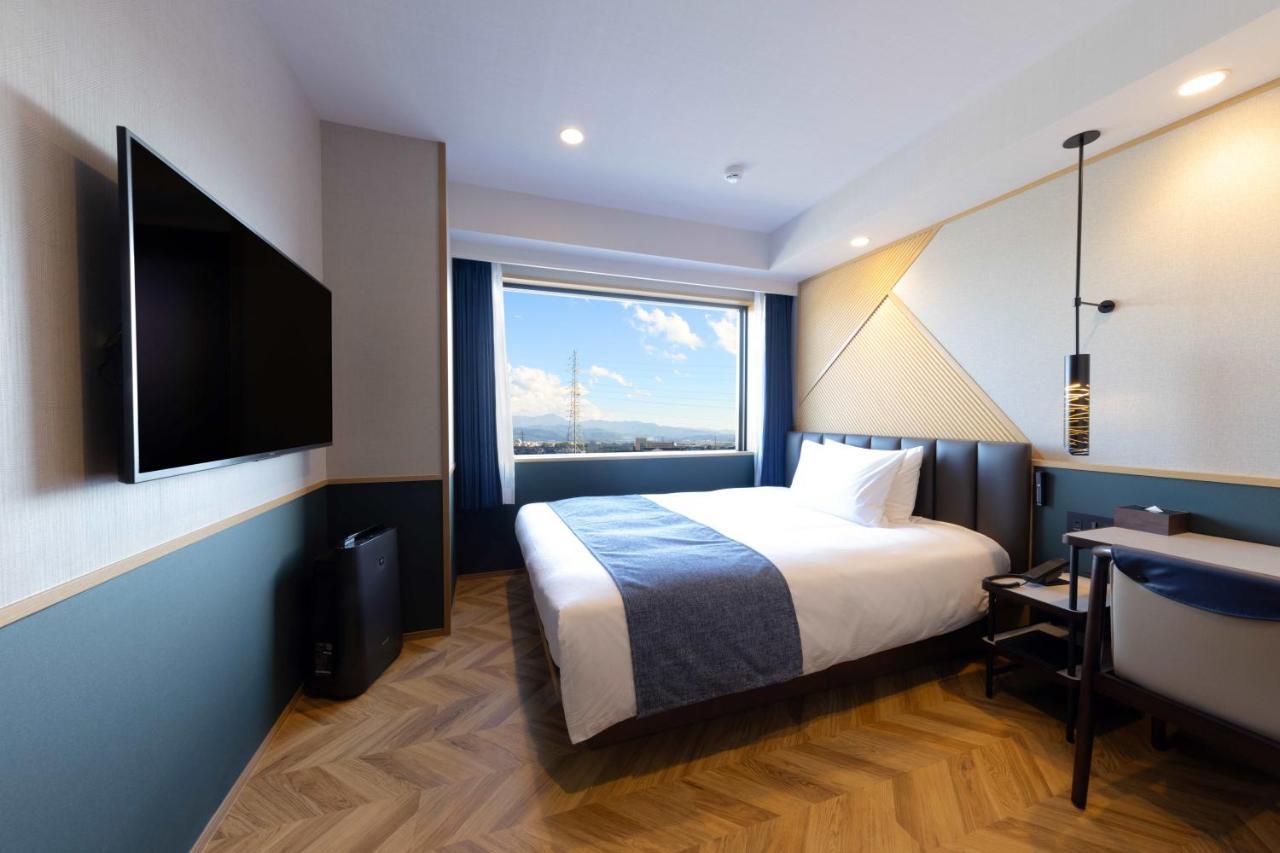 Aqa Hotel Premium Saku Esterno foto